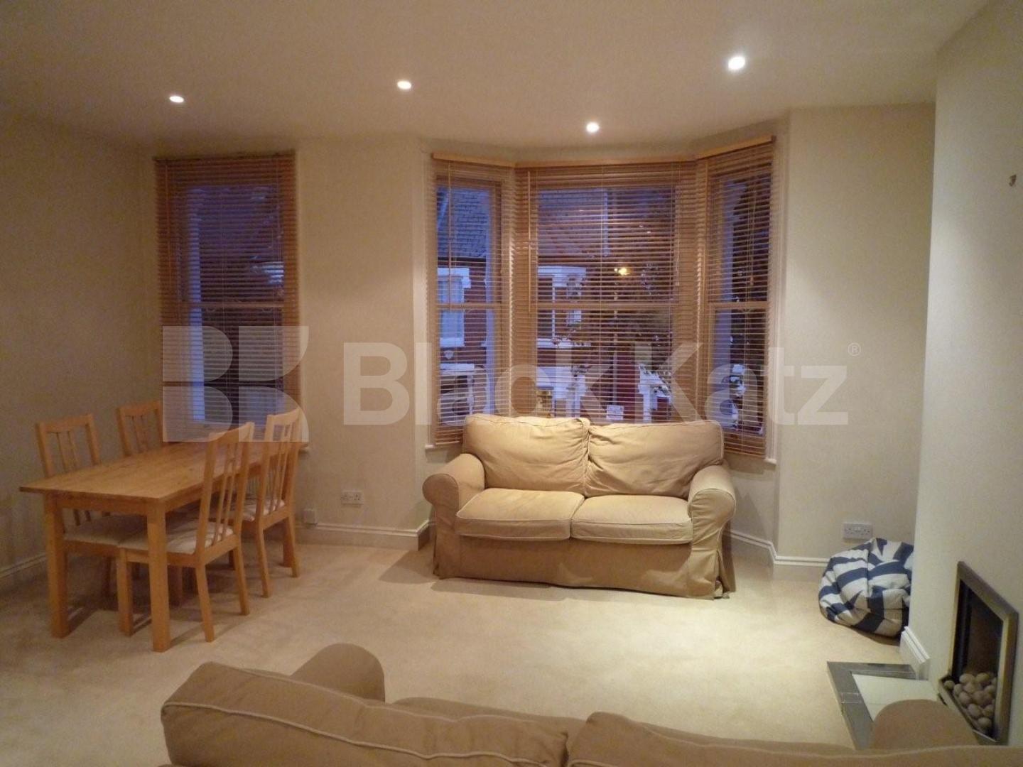 			NEW INSTRUCTION , 3 Bedroom, 1 bath, 1 reception Apartment			 Tregarvon Road, Clapham Common North Side